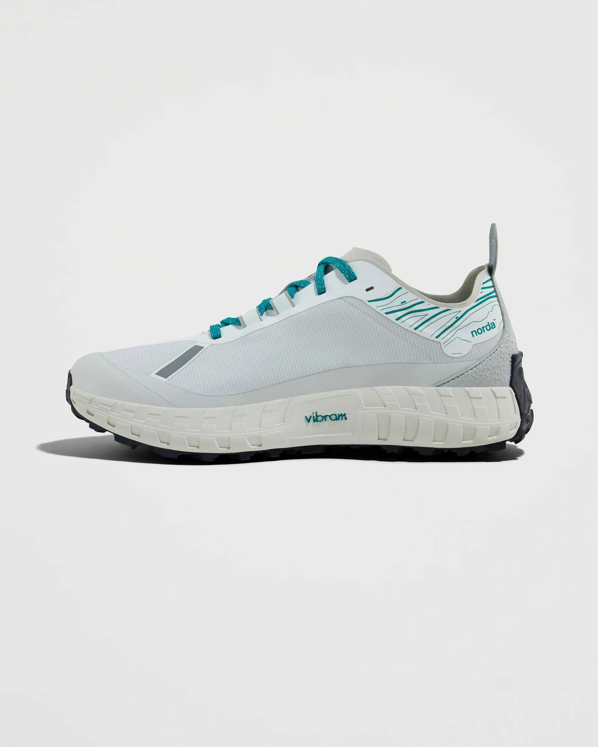 001 Retro White & Natural