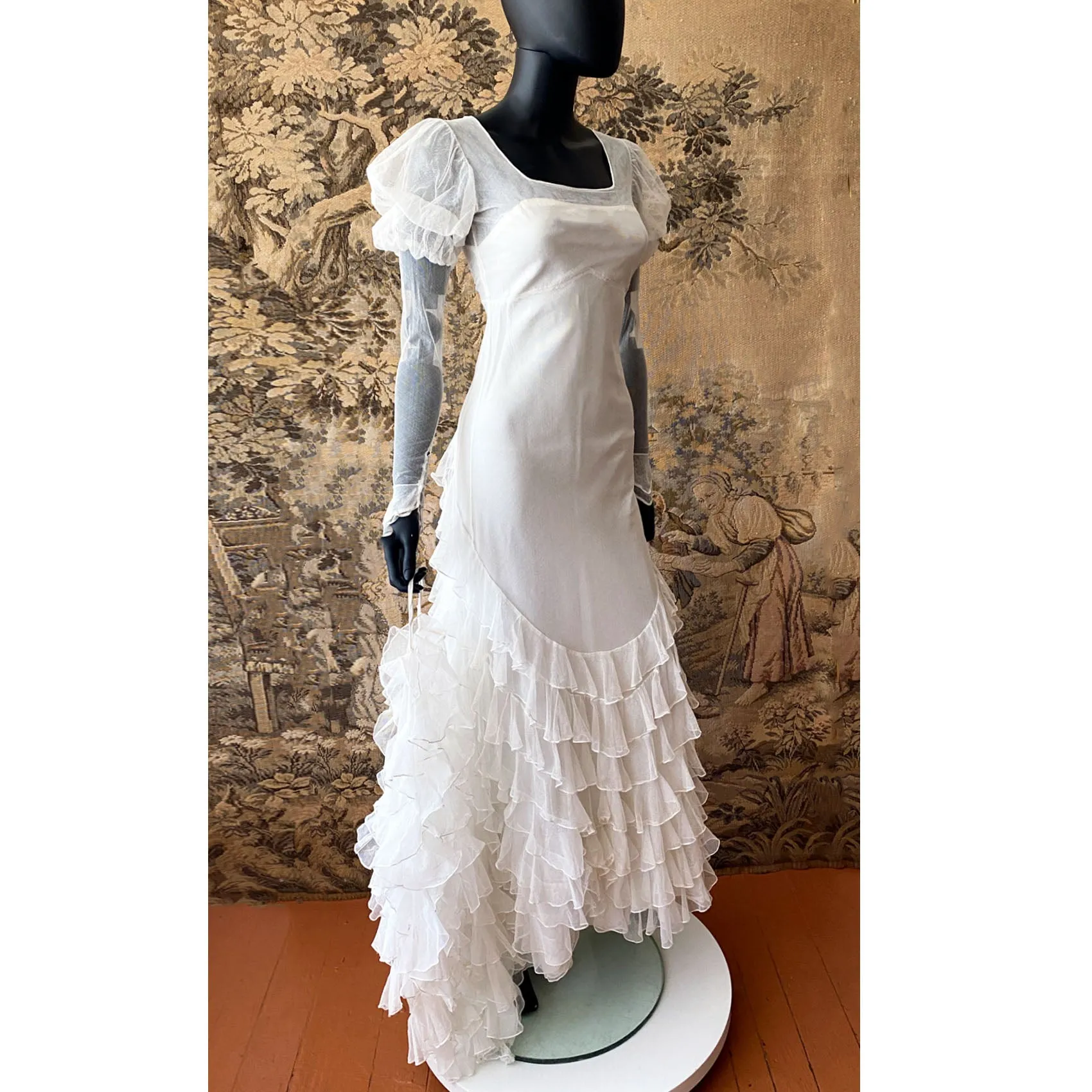 1930s Net Gown With Ruffled Train