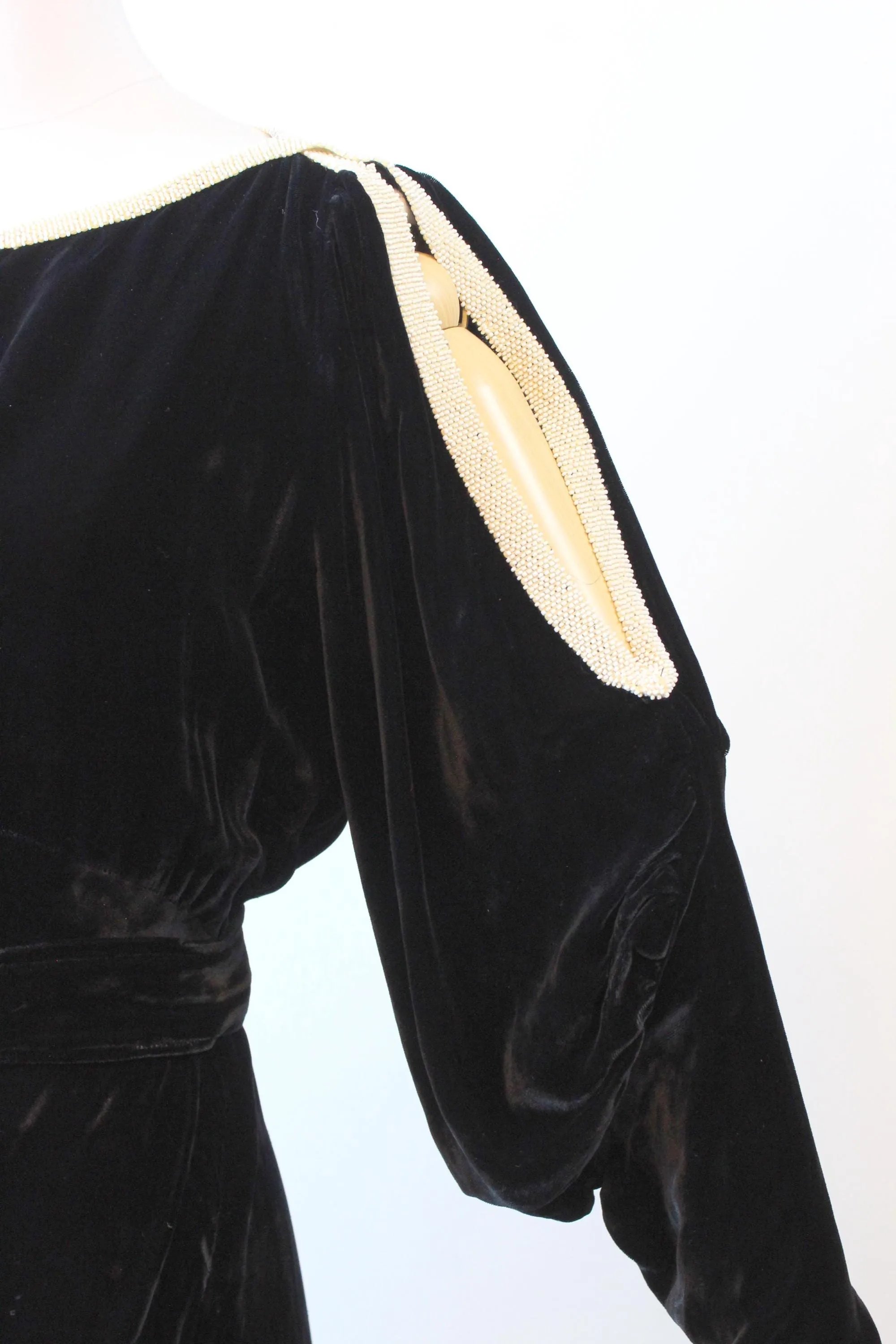 1930s NRA cutout sleeves SILK VELVET dress gown small medium | new fall winter