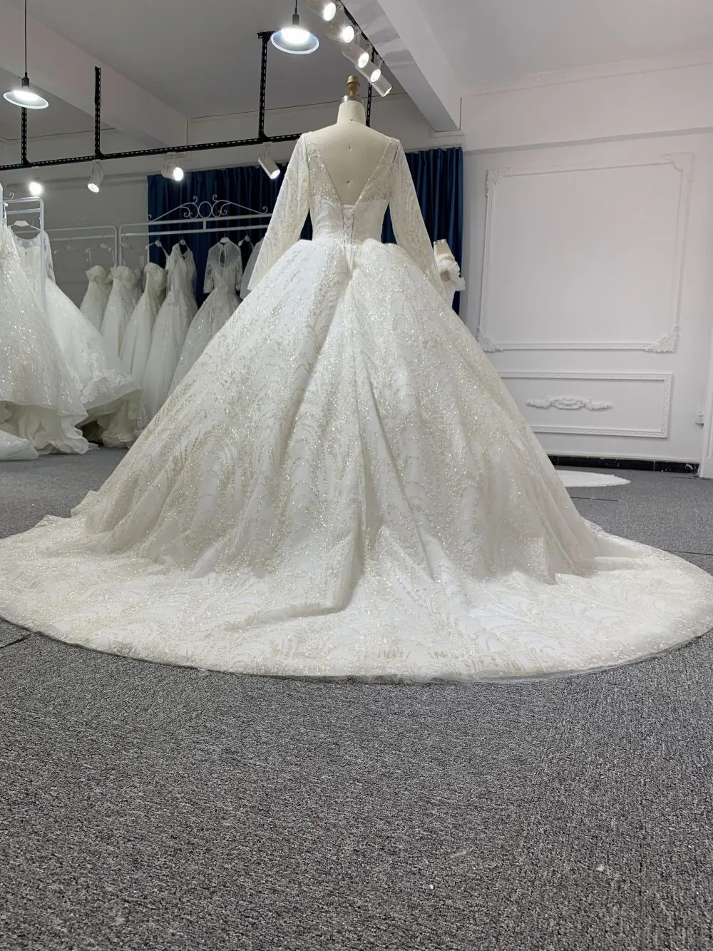 29762# Shiny Lace Bridal Outfit with Cathedral Train