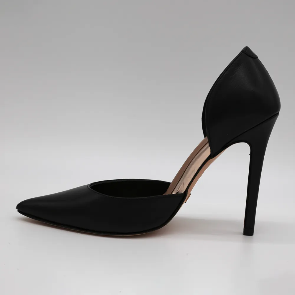 Ana Carla Pumps