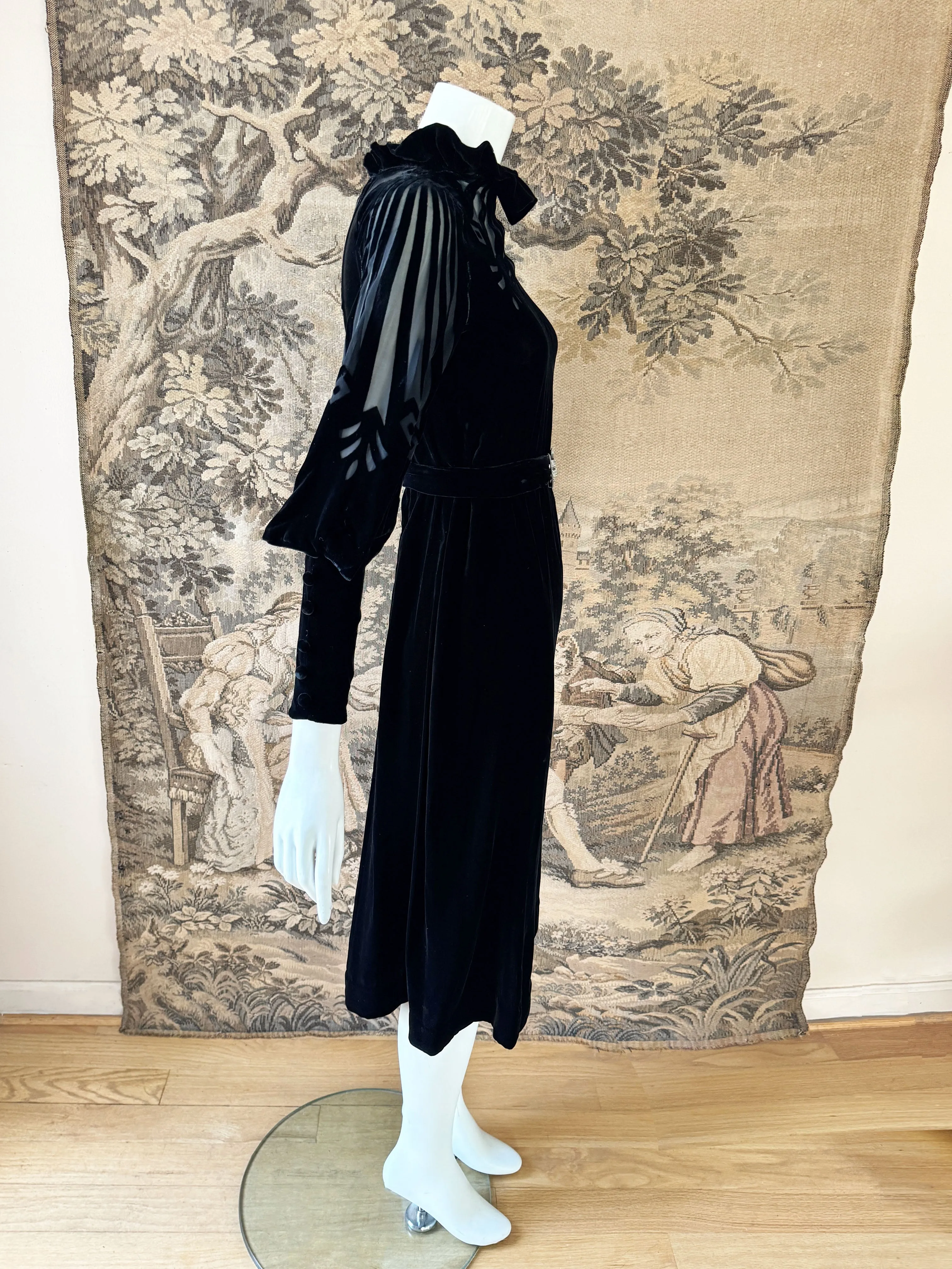 Art Deco 1930s Burnout Velvet Dress