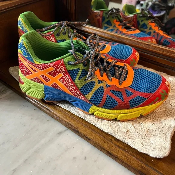ASICS Gel Noosa Tri 9 Running Cross Trainer Sneaker Blue Red Orange Kid's Size 6