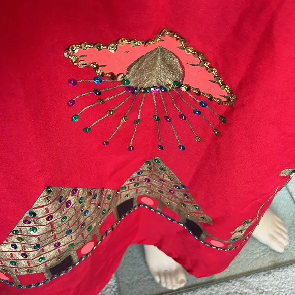 Authentic Egyptian cotton pharaonic traditional dress sequins. Large