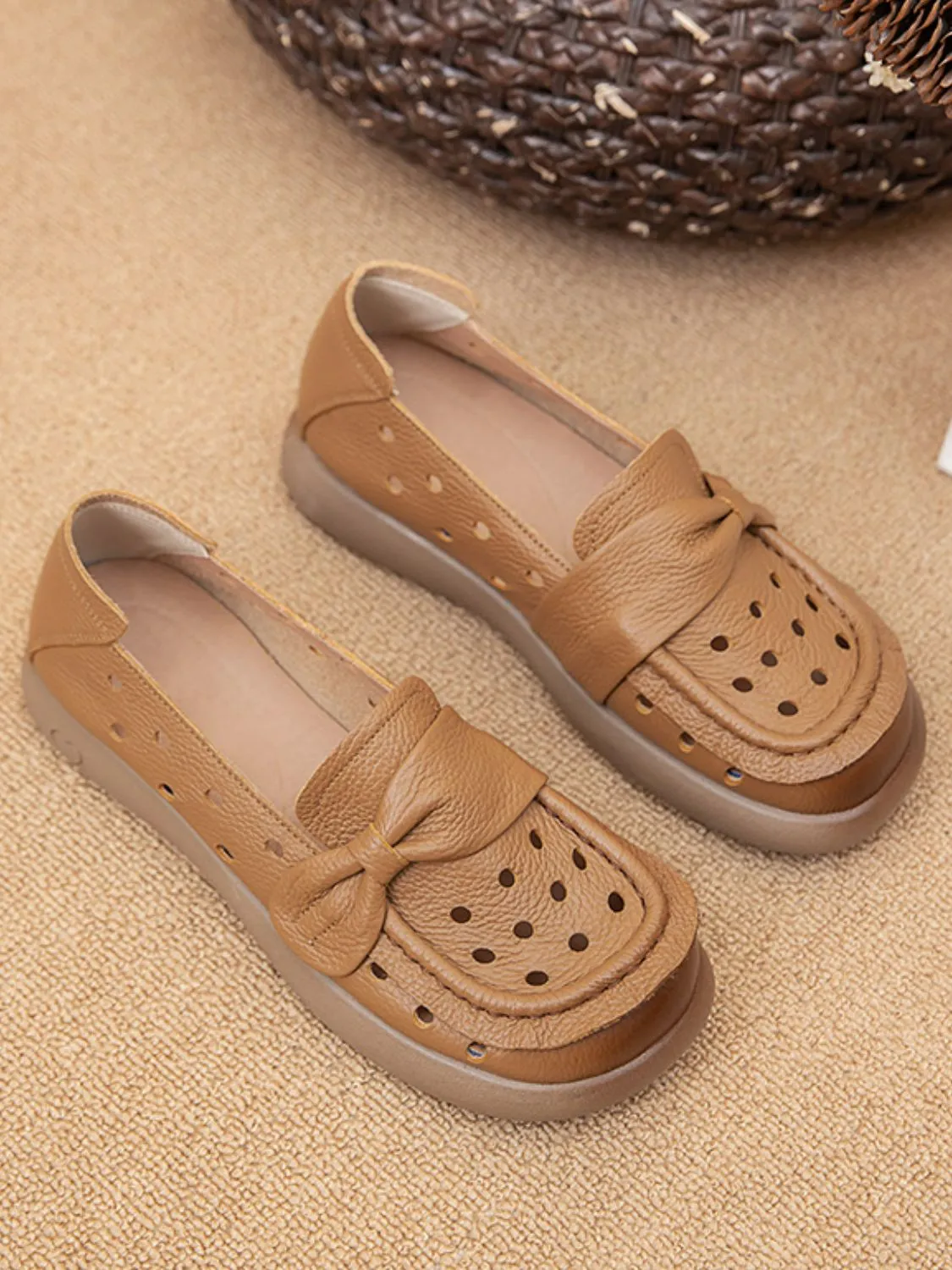 Bow Eyelet Round Toe Flat Loafers