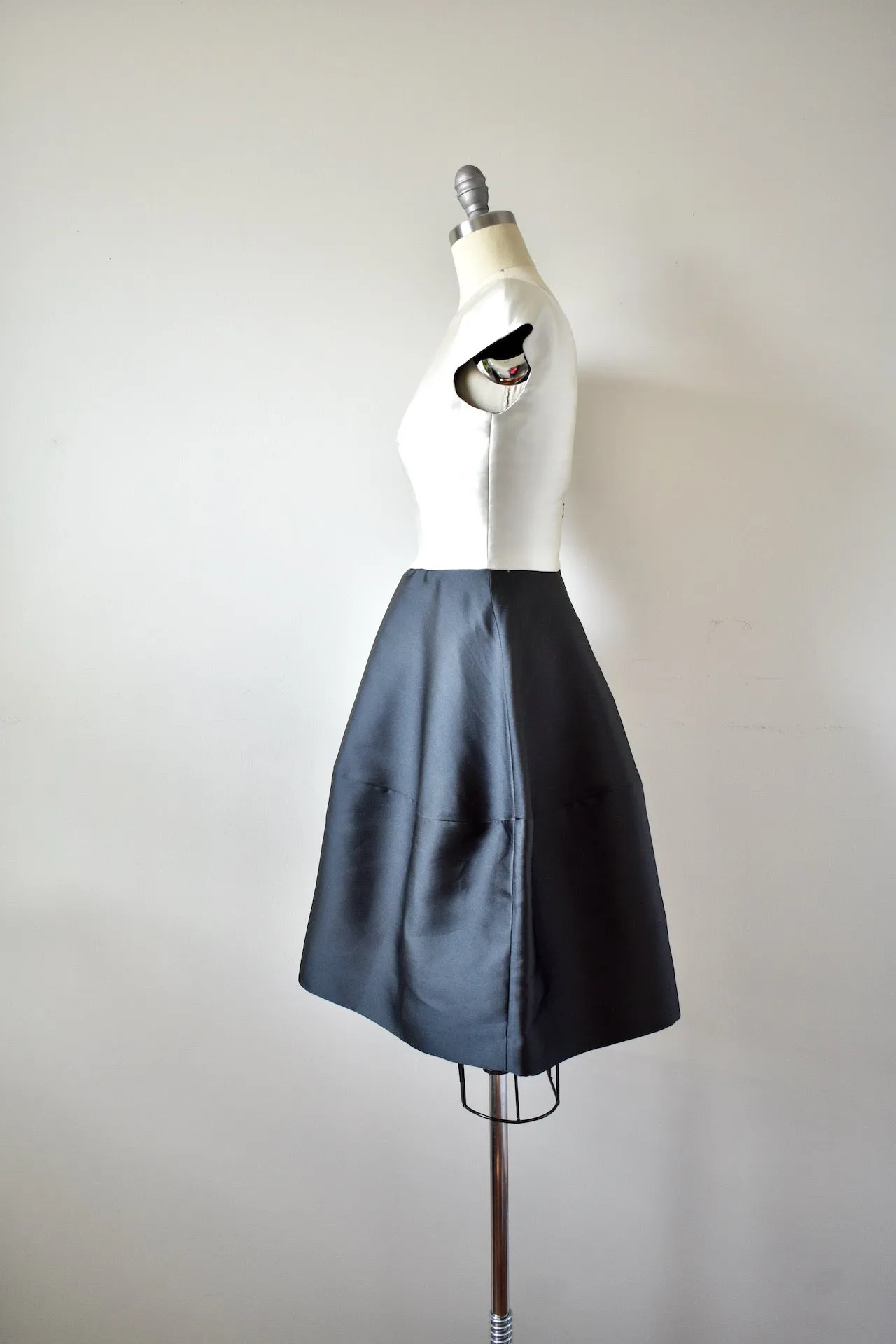 Carolina Herrera Cream/Black Dress