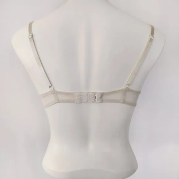 Chantelle White Plunge Underwire Lined Bra 34C