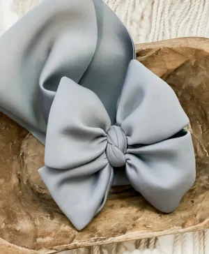 Grey scuba