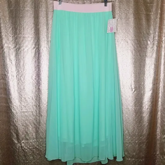 LuLaRoe BNWT M Lucy skirt - aqua chiffon with pink waistband