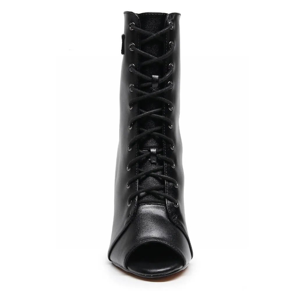 Moment - Black Vegan Leather - Rubber Sole