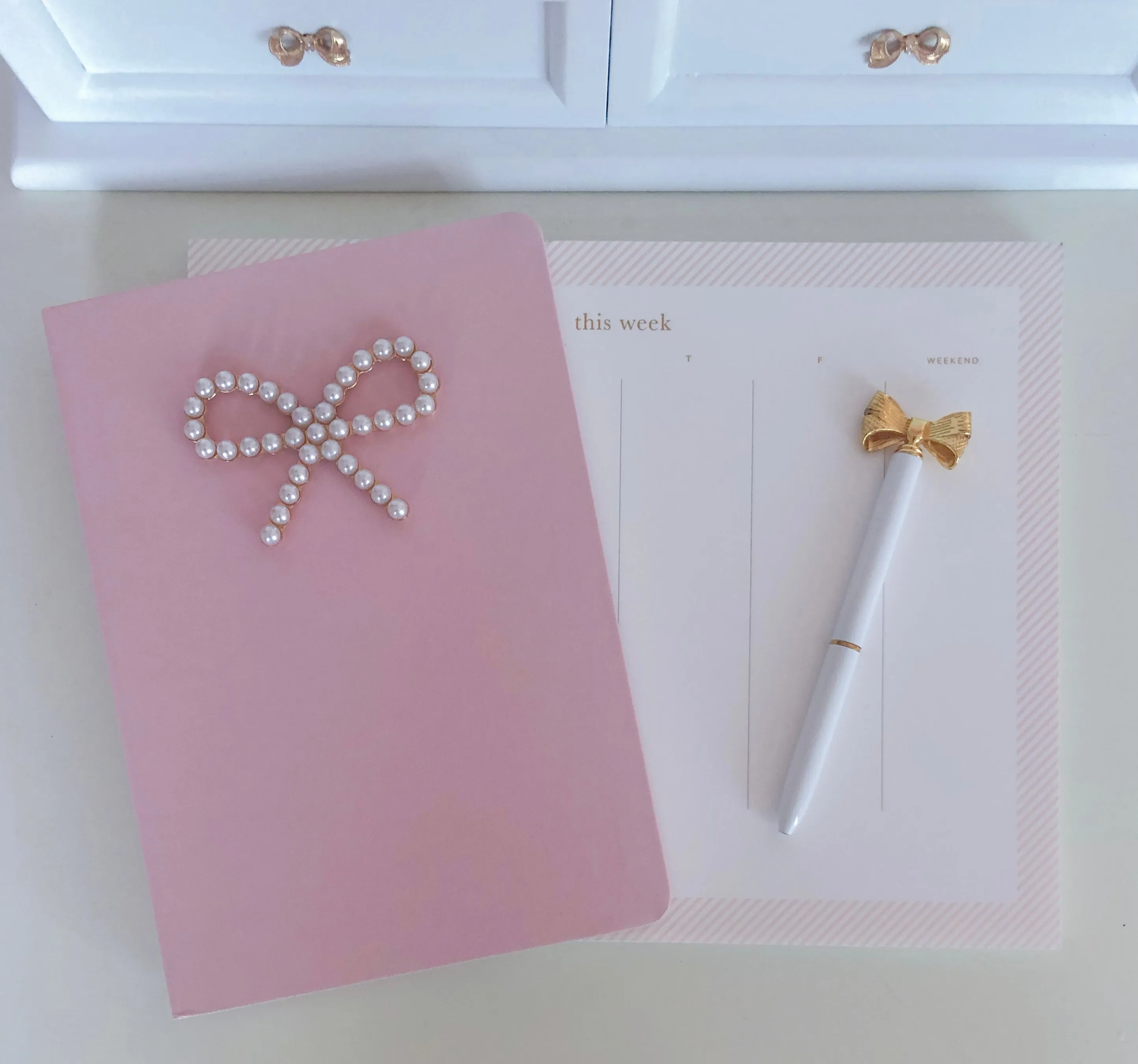 NEW! PEARL BOW PINK JOURNAL