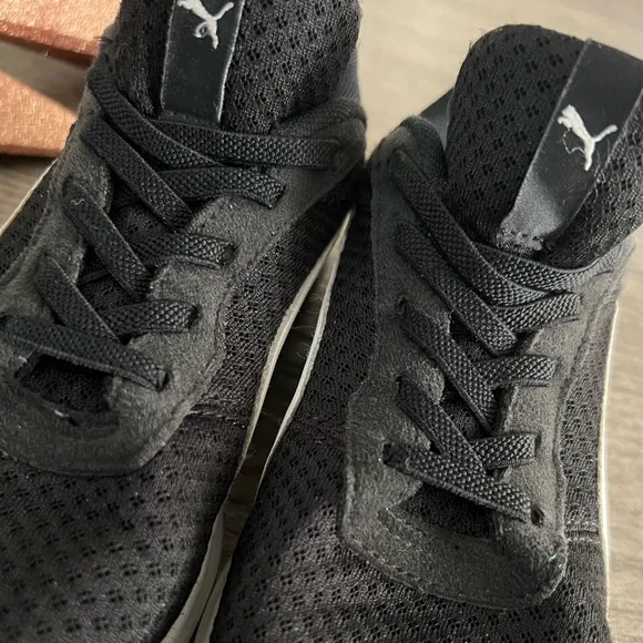 Puma black Youth 3