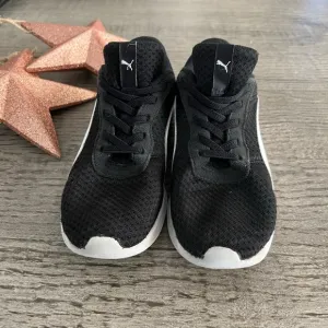 Puma black Youth 3