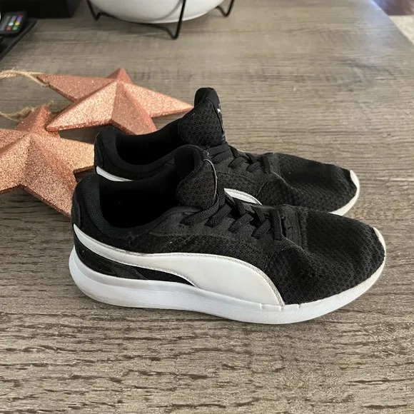 Puma black Youth 3