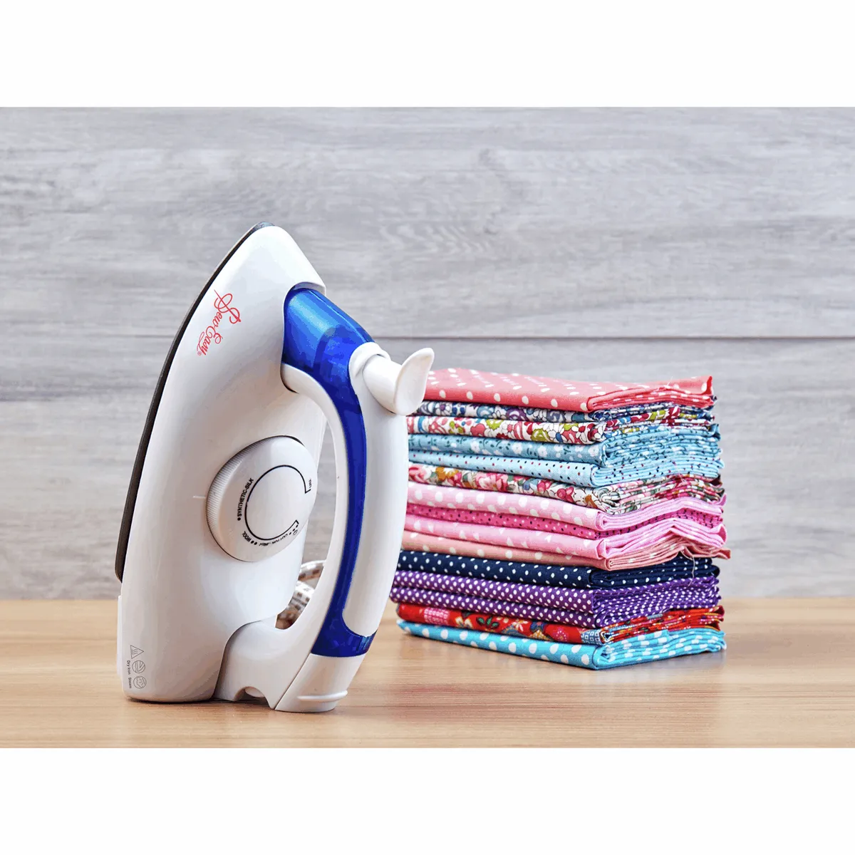 Quilting Steam Iron Non Stick Ironing Mat Mini Pressing Board Christmas Gift