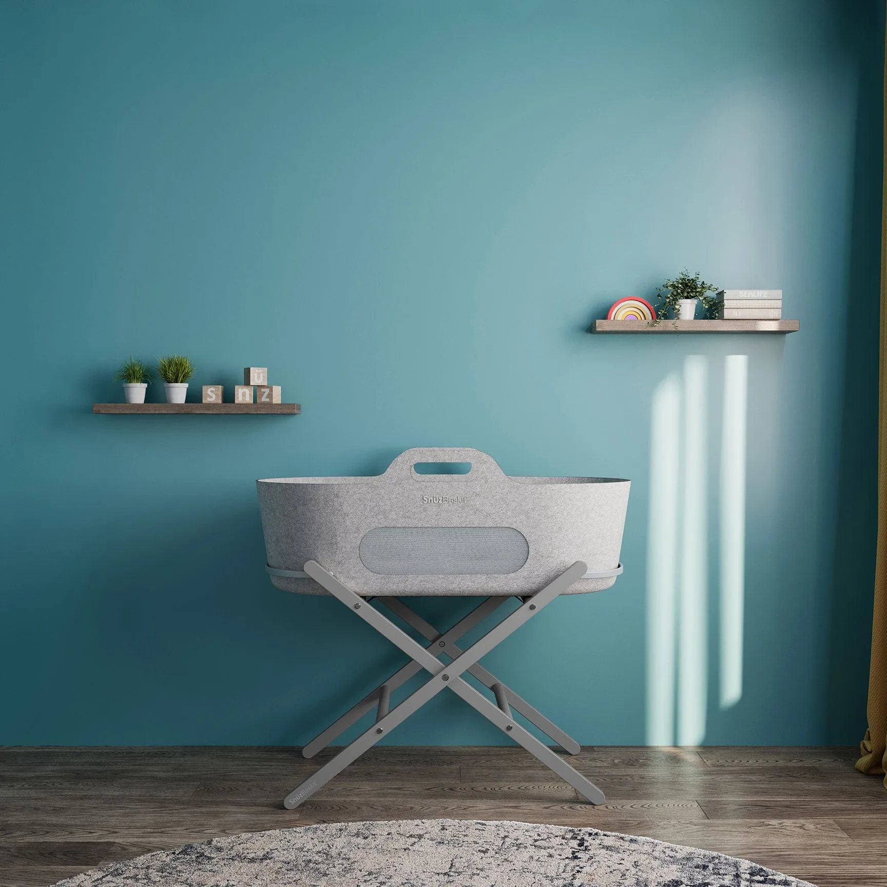 SnüzPod Baskit with Dove Stand in Light Grey
