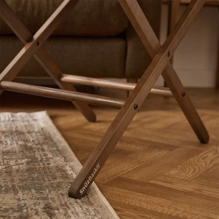 SnüzPod Baskit with Walnut Stand in Barley