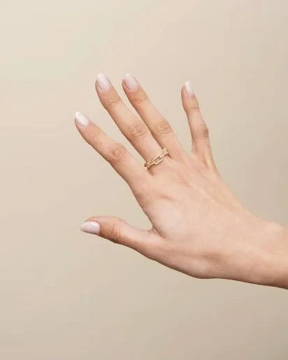 Unending Chain Ring