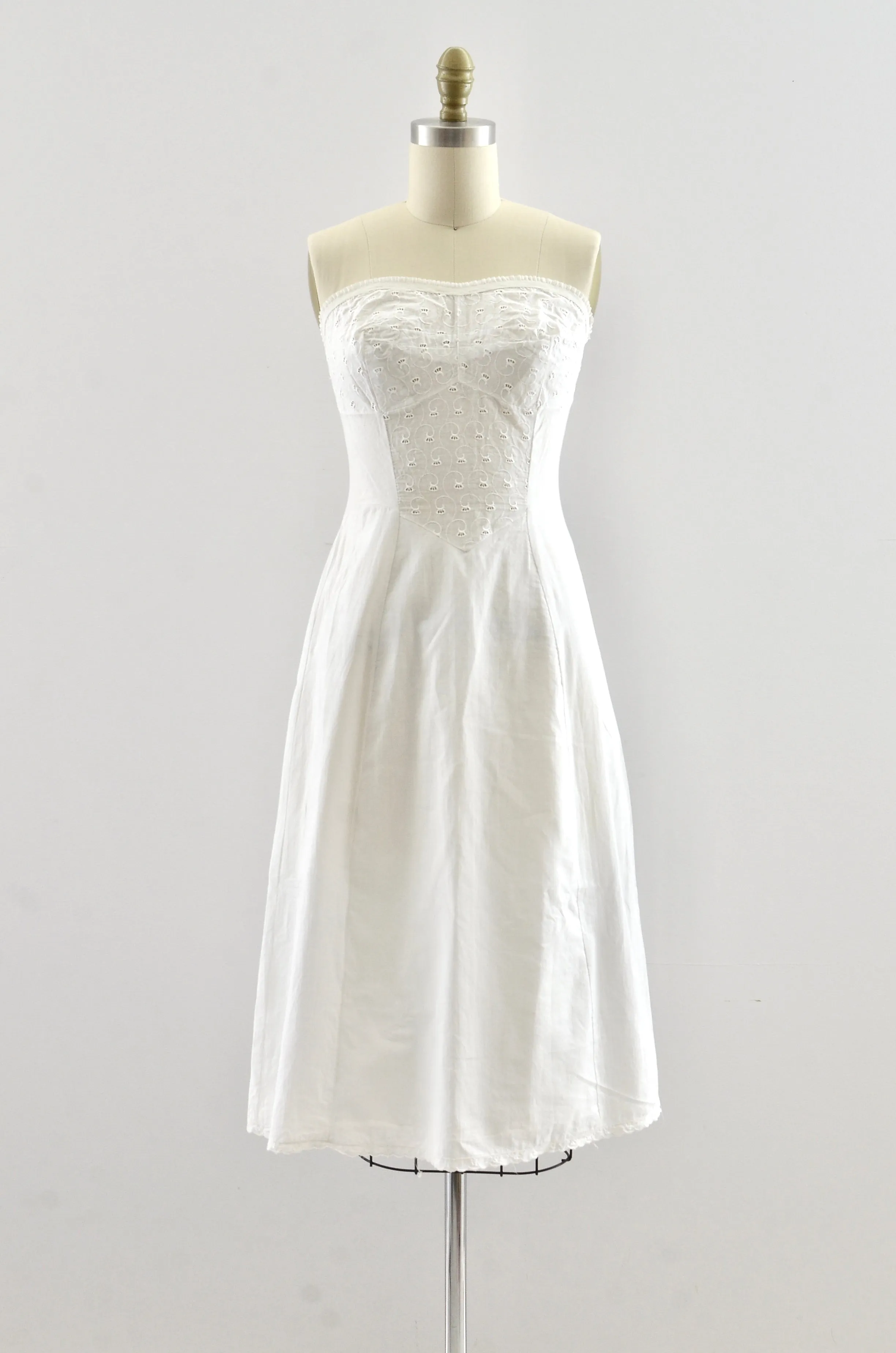 Vintage 1950s Strapless Cotton Slip