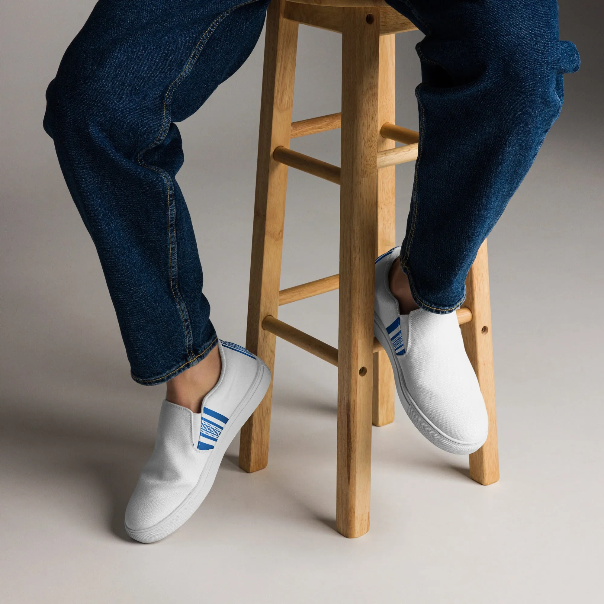 White Blue Greek Key Men’s slip-on canvas shoes