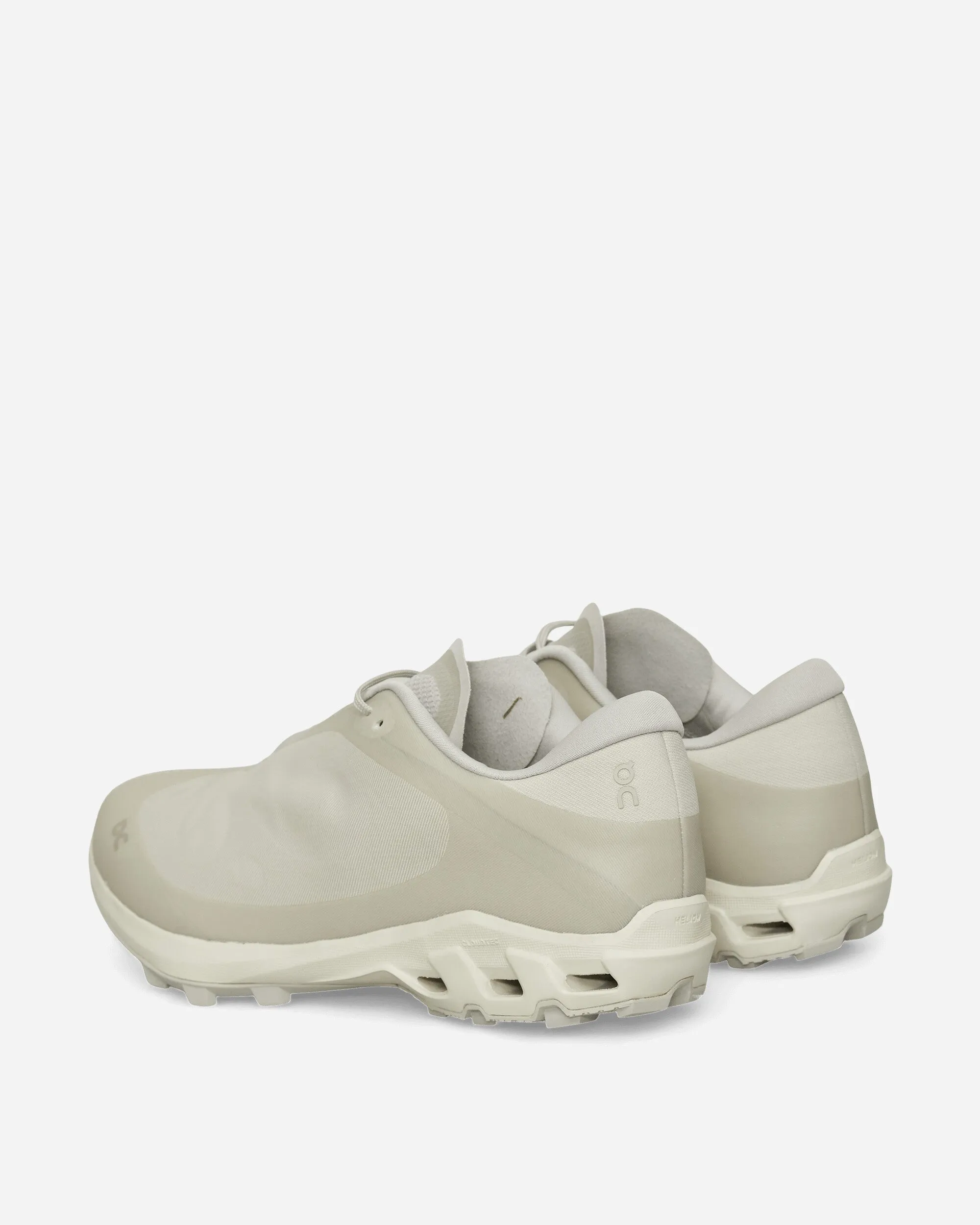 Women's POST ARCHIVE FACTION (PAF) Cloudventure Peak Sneakers Ice / Moondust