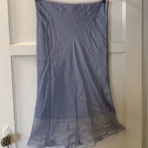 Y2K WINDSOR PURPLE LAVENDER SHEER SKIRT SZ M