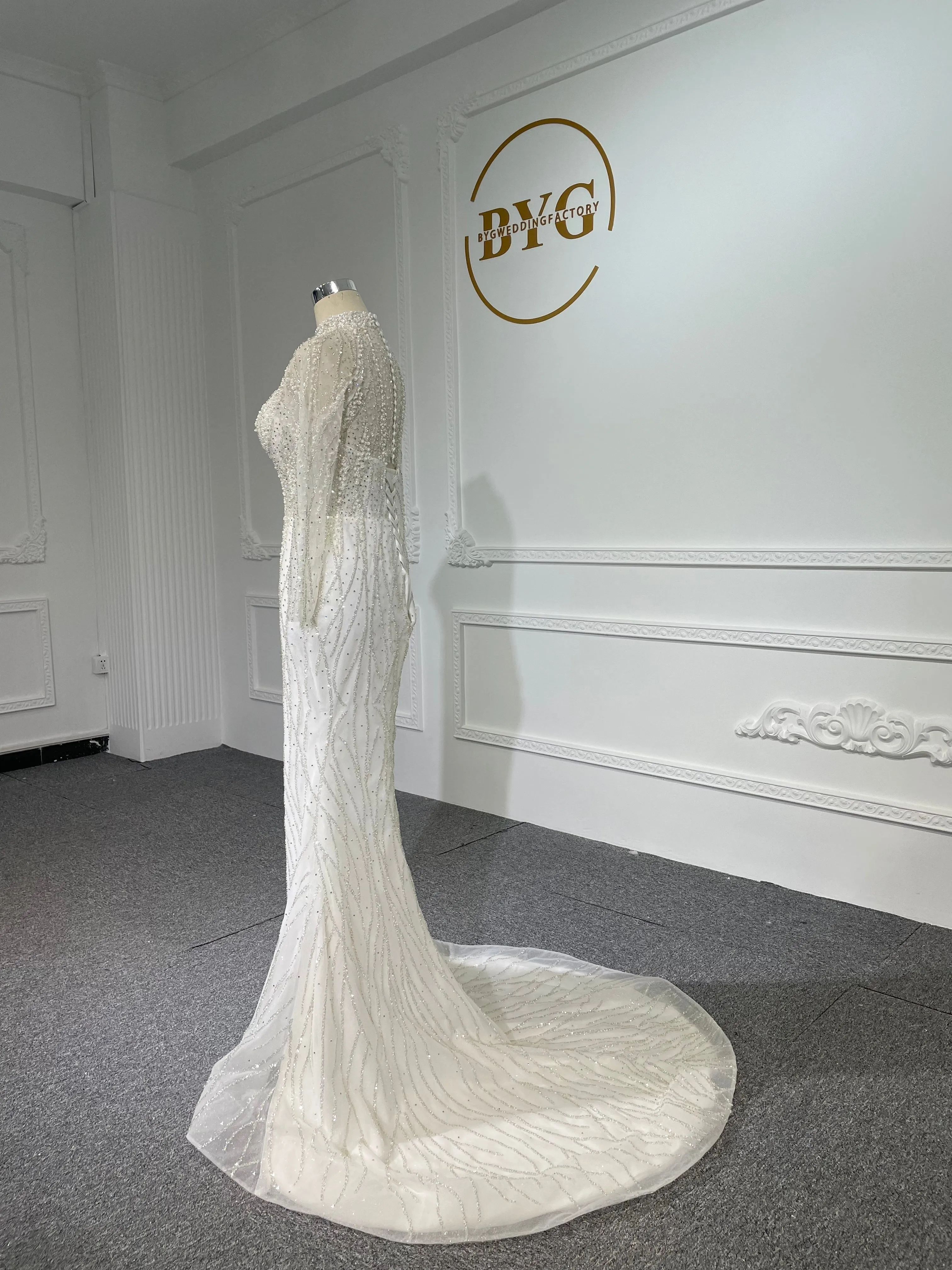 Z037- BYG Shiny stone with pearl beading mermaid wedding dress with detachable train